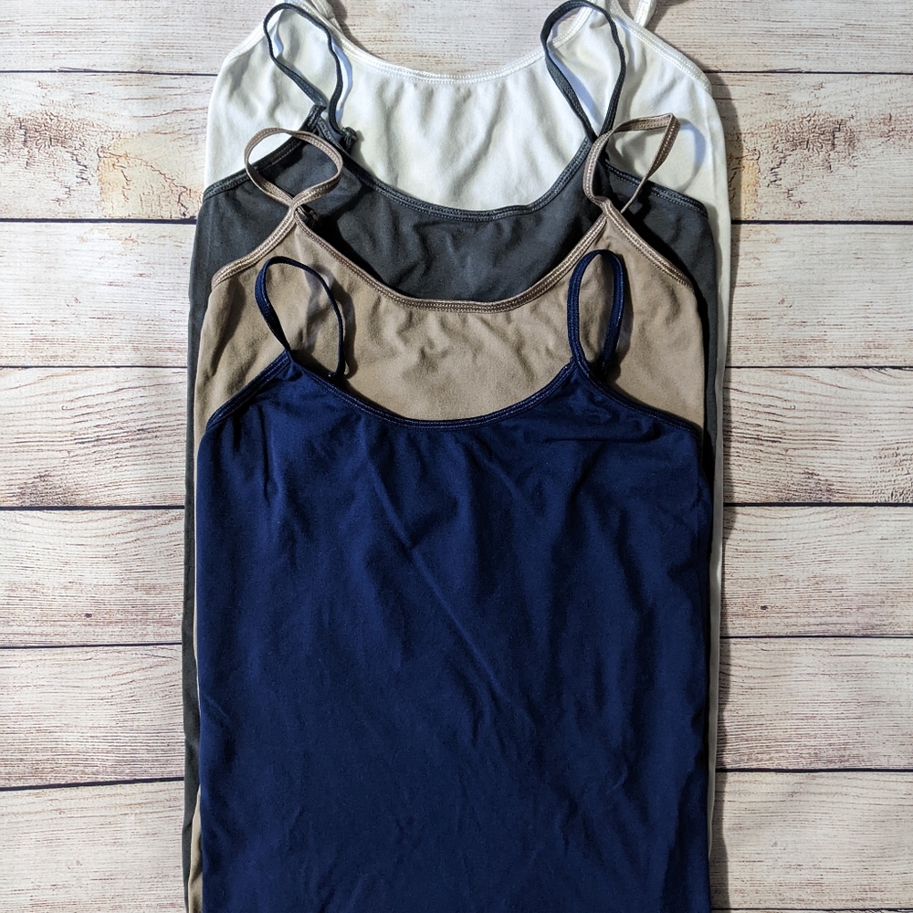 SO Women's Seamless Cami Tanks Bundle, Medium (White, Charcoal, Taupe, Navy)